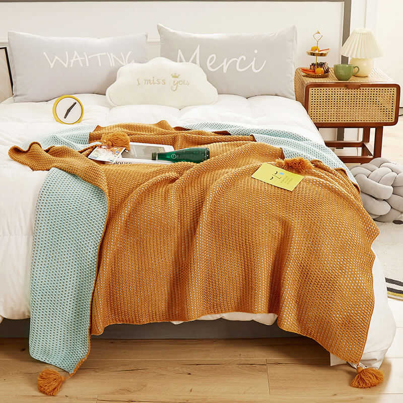 Comfortable Keep Warm Cellular Blankets for Adults