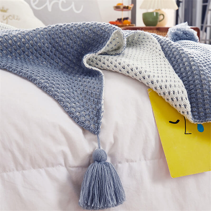 Comfortable Keep Warm Cellular Blankets for Adults