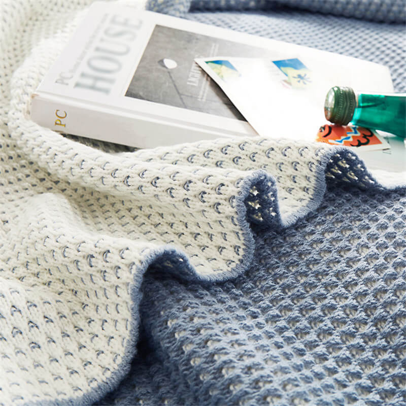 Comfortable Keep Warm Cellular Blankets for Adults
