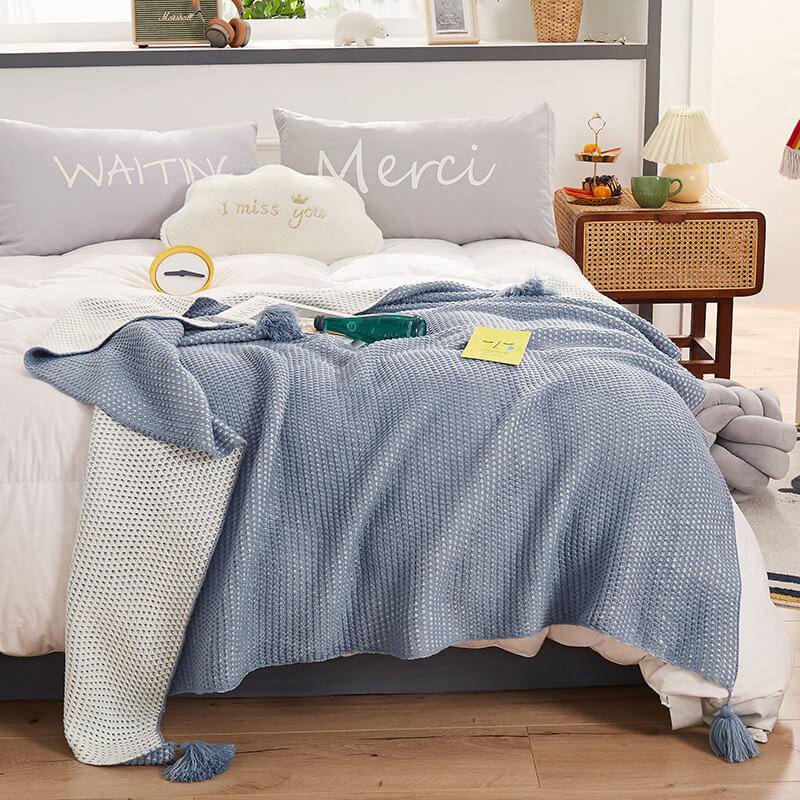 Comfortable Keep Warm Cellular Blankets for Adults