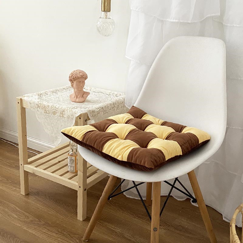 Comfortable And Soft Seat Pads With Fixed Rope