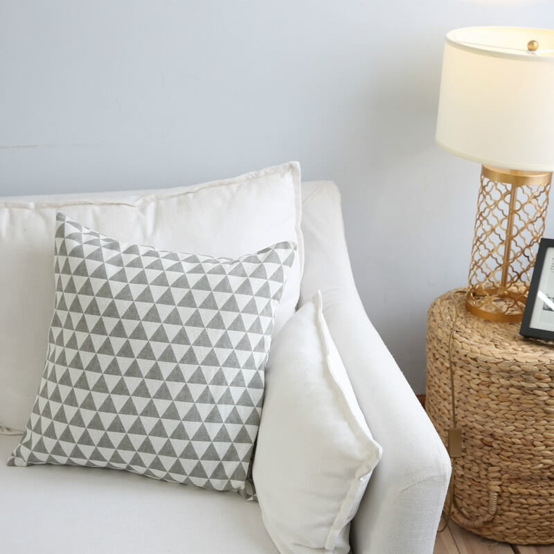 2 Pcs Modern Geometric Pattern Cotton Pillowcases