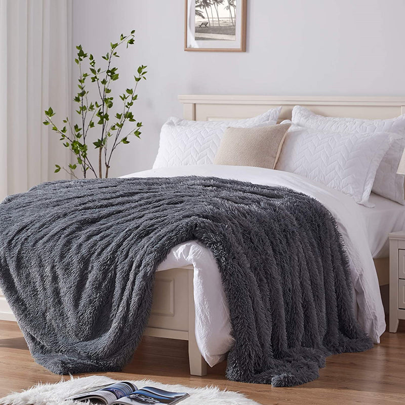Super Soft Fluffy Throw Blanket