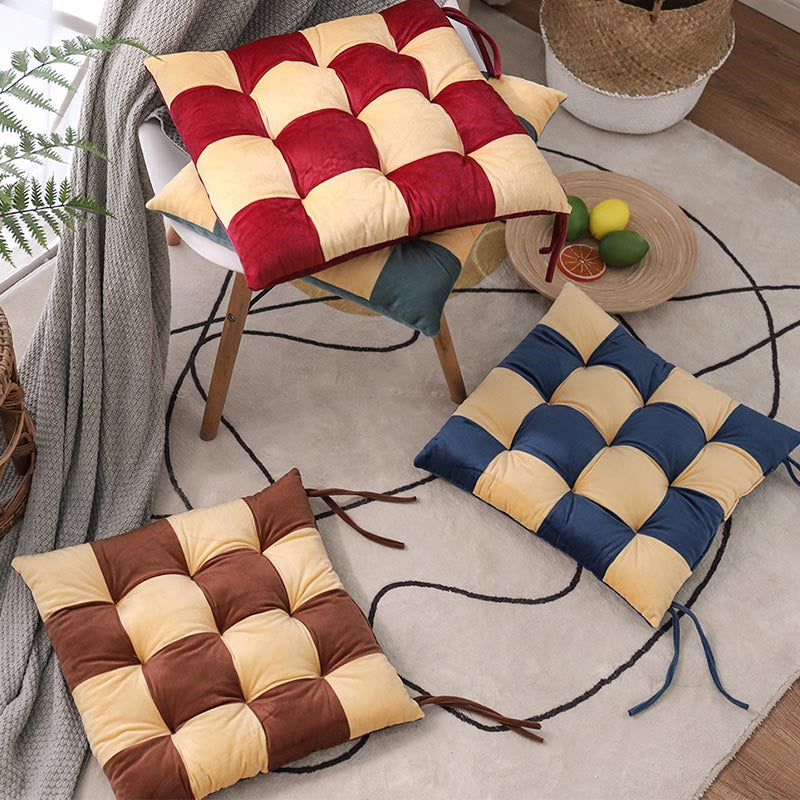 Comfortable And Soft Seat Pads With Fixed Rope