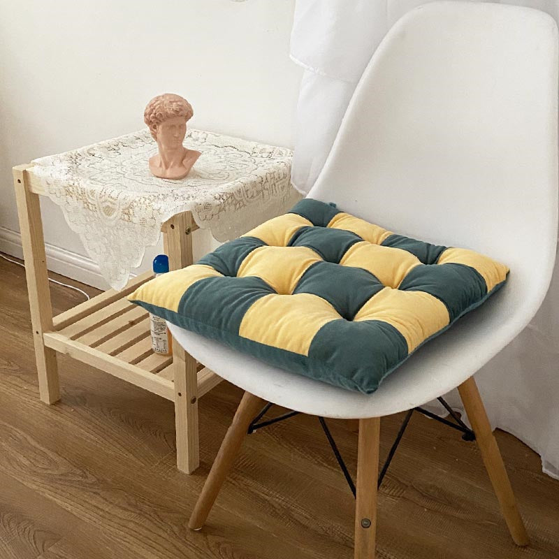 Comfortable And Soft Seat Pads With Fixed Rope