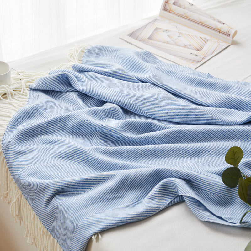 Fashionable And Comfortable Tassel Wool Blanket