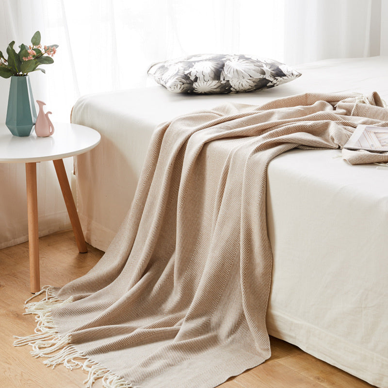 Fashionable And Comfortable Tassel Wool Blanket